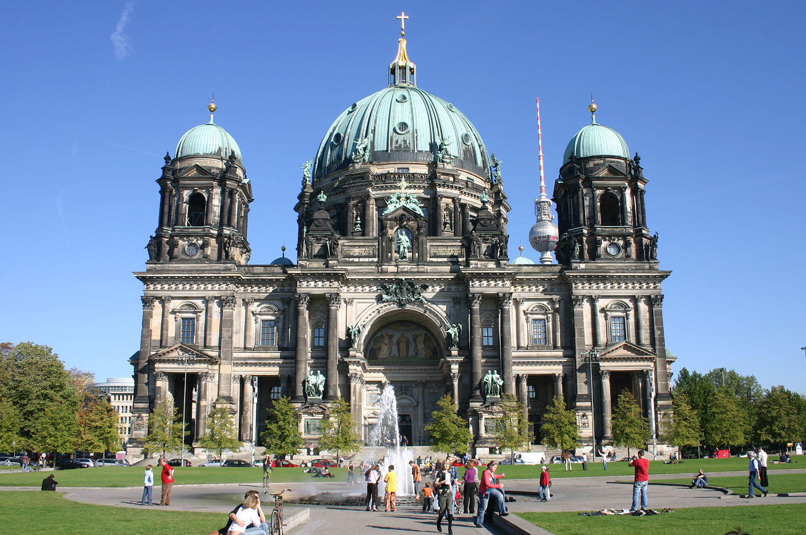 Berlin: Kirchen, Synagogen, Moscheen | Städte | Sehenswürdigkeiten | Goruma