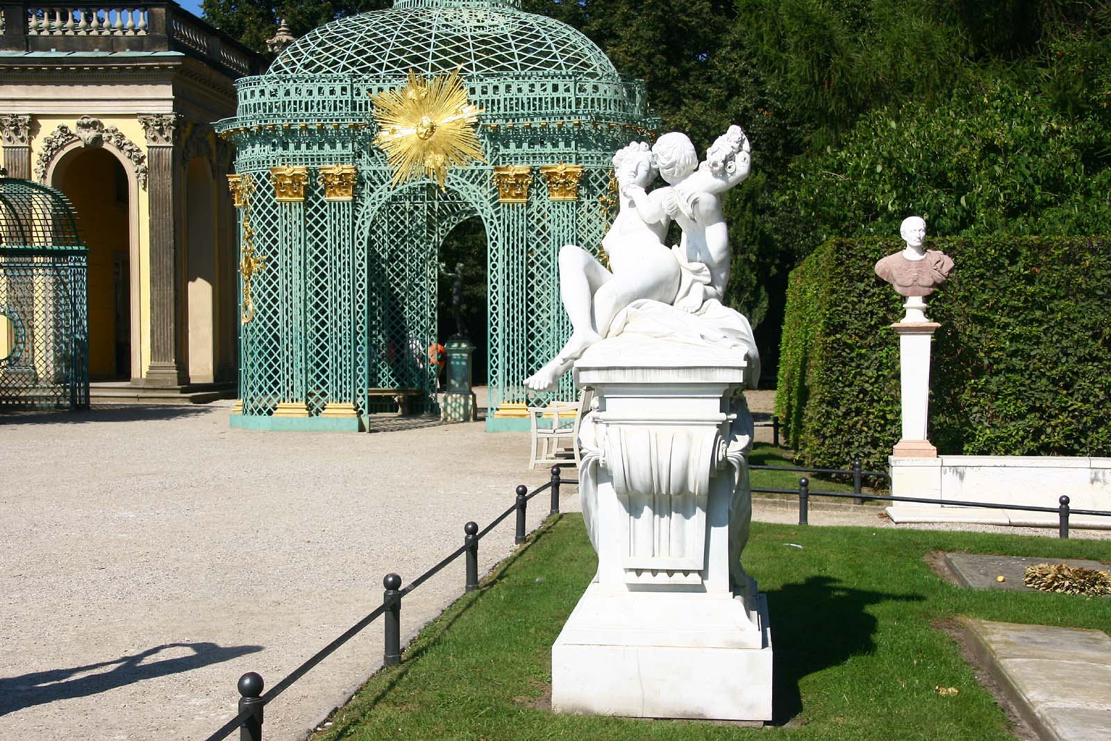 Die Grabstelle Friedrichs II., Schloss Sanssouci, Potsdam
