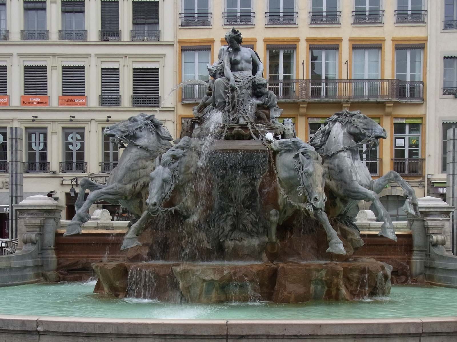 Lyon Sehenswürdigkeiten Städte Lyon Goruma