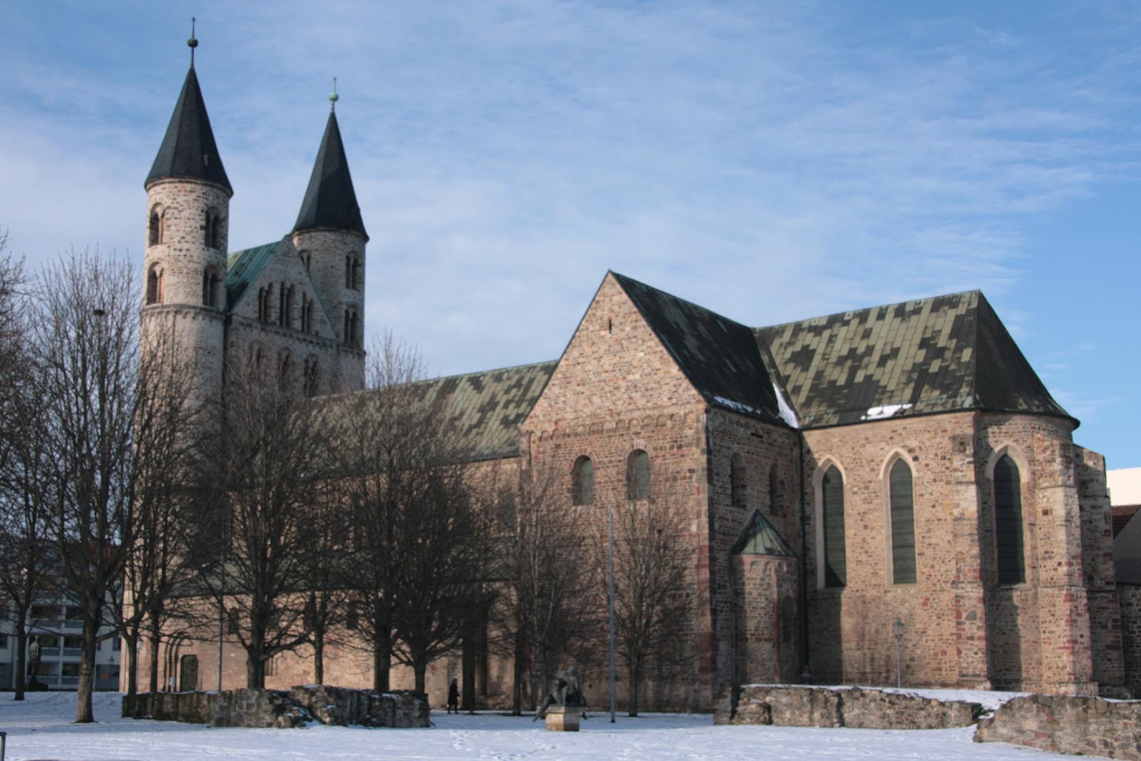 Romanik Merkmale Stil